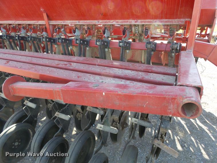 image for item K3424 Case IH minimum-till grain drill