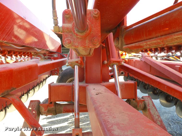 image for item K3424 Case IH minimum-till grain drill