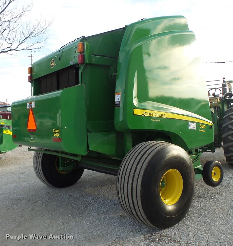 image for item K5524 2013 John Deere 569 Premium round baler