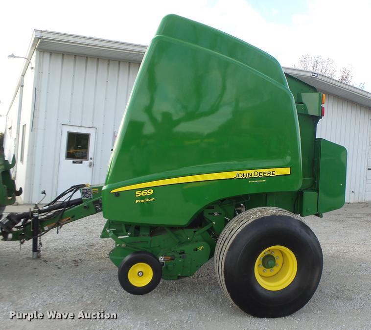 image for item K5524 2013 John Deere 569 Premium round baler