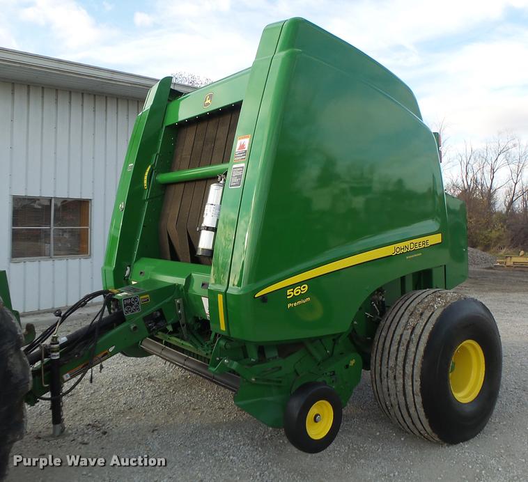image for item K5524 2013 John Deere 569 Premium round baler