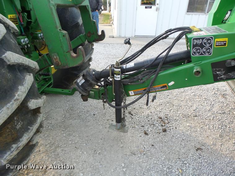 image for item K5524 2013 John Deere 569 Premium round baler