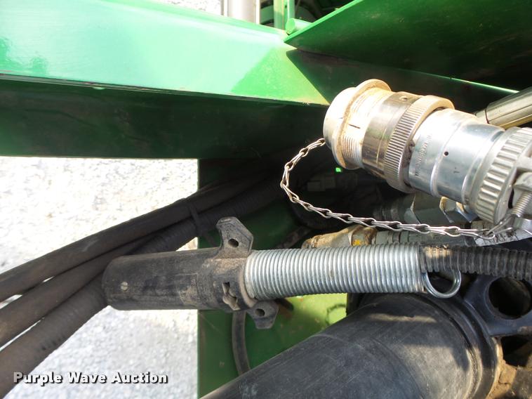 image for item K5524 2013 John Deere 569 Premium round baler