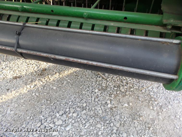 image for item K5524 2013 John Deere 569 Premium round baler