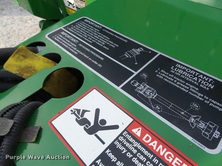 image for item K5524 2013 John Deere 569 Premium round baler