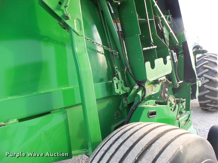 image for item K5524 2013 John Deere 569 Premium round baler