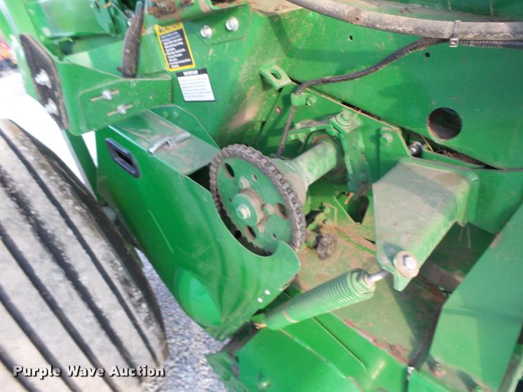 image for item K5524 2013 John Deere 569 Premium round baler