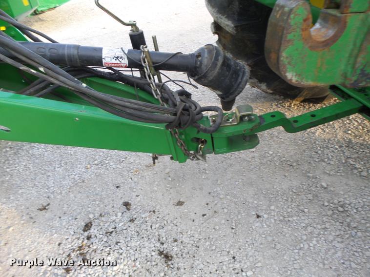 image for item K5524 2013 John Deere 569 Premium round baler