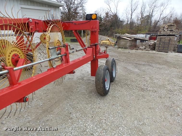 image for item K5529 Tonutti V20 hay rake