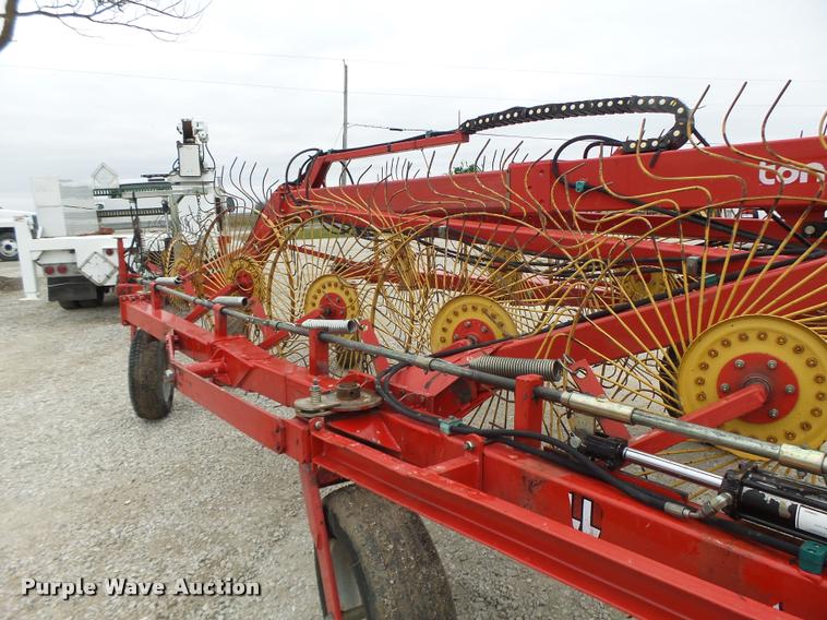 image for item K5529 Tonutti V20 hay rake