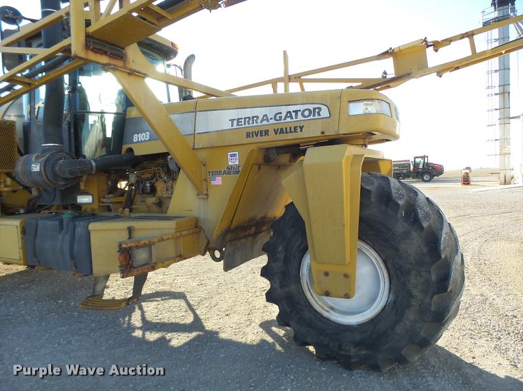 image for item K5531 1999 Ag-Chem TerraGator 8103 self-propelled sprayer
