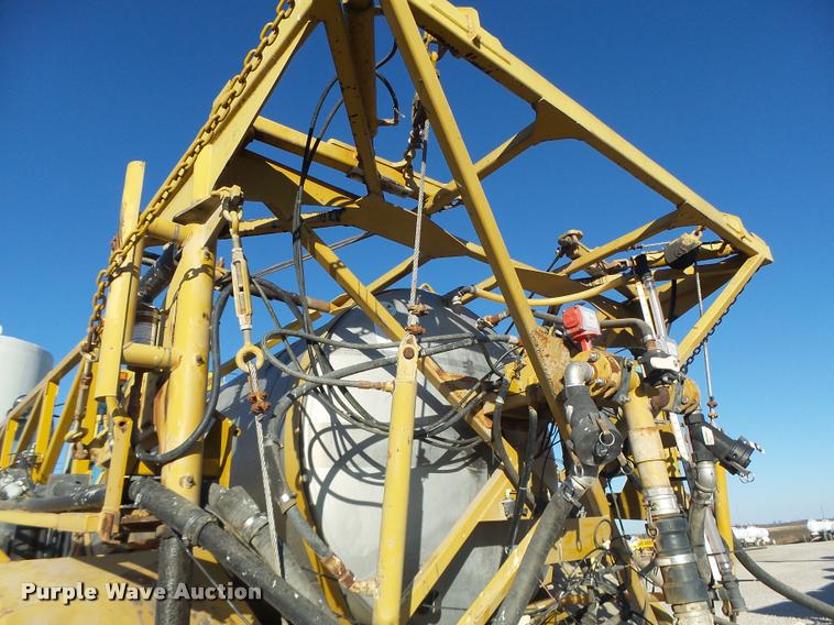 image for item K5531 1999 Ag-Chem TerraGator 8103 self-propelled sprayer