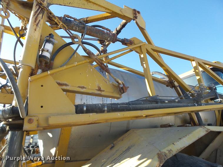 image for item K5531 1999 Ag-Chem TerraGator 8103 self-propelled sprayer