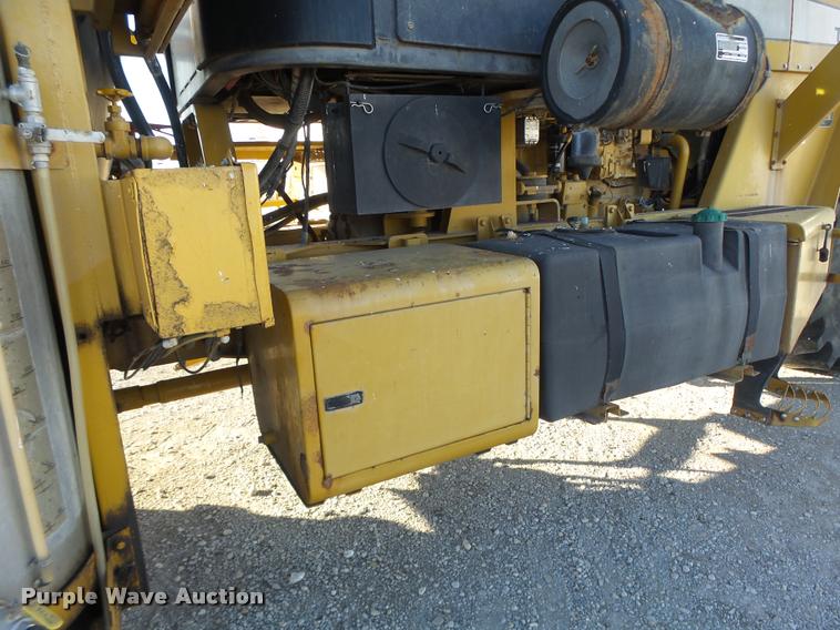 image for item K5531 1999 Ag-Chem TerraGator 8103 self-propelled sprayer