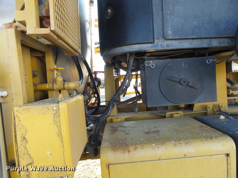 image for item K5531 1999 Ag-Chem TerraGator 8103 self-propelled sprayer