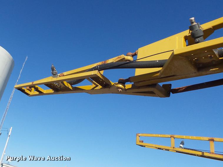 image for item K5531 1999 Ag-Chem TerraGator 8103 self-propelled sprayer