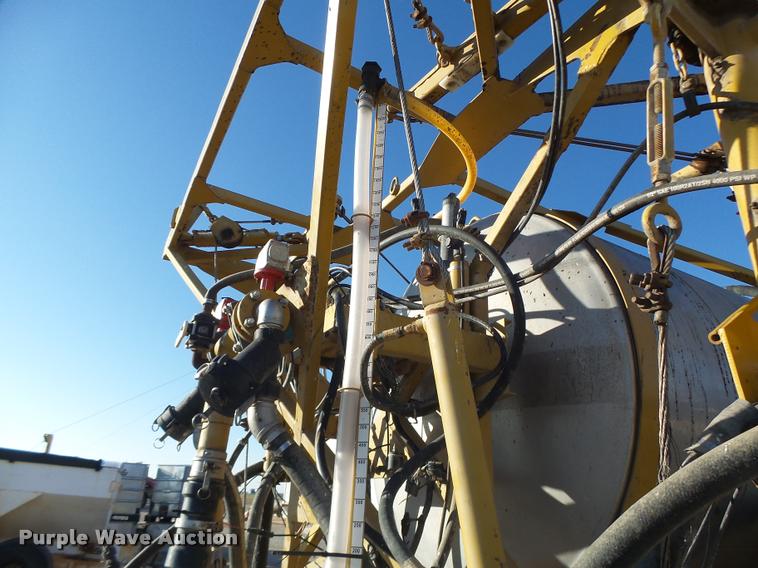 image for item K5531 1999 Ag-Chem TerraGator 8103 self-propelled sprayer