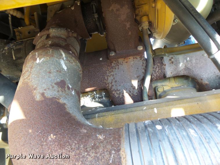 image for item K5531 1999 Ag-Chem TerraGator 8103 self-propelled sprayer