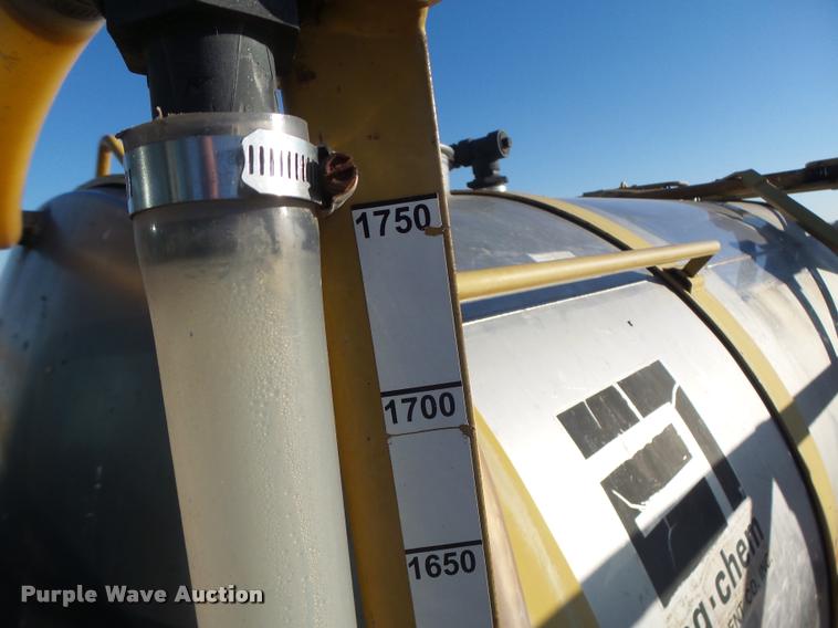 image for item K5531 1999 Ag-Chem TerraGator 8103 self-propelled sprayer