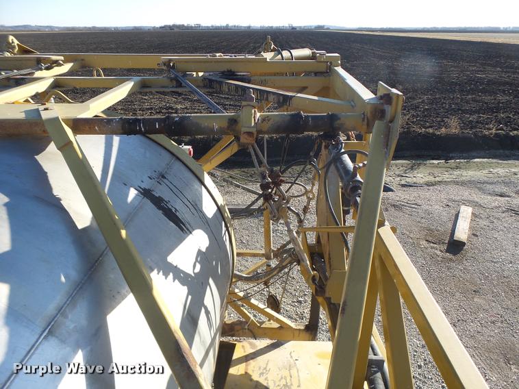 image for item K5531 1999 Ag-Chem TerraGator 8103 self-propelled sprayer