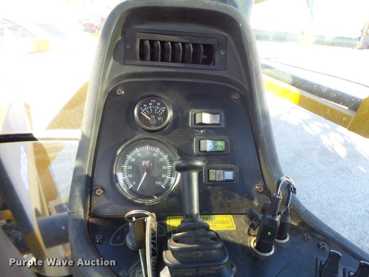 image for item K5531 1999 Ag-Chem TerraGator 8103 self-propelled sprayer