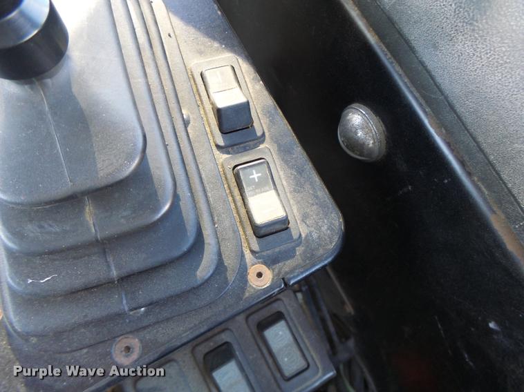 image for item K5531 1999 Ag-Chem TerraGator 8103 self-propelled sprayer