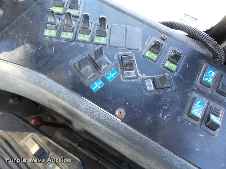 image for item K5531 1999 Ag-Chem TerraGator 8103 self-propelled sprayer