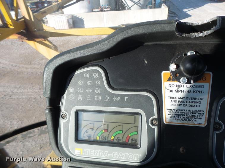 image for item K5531 1999 Ag-Chem TerraGator 8103 self-propelled sprayer