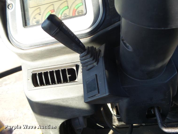 image for item K5531 1999 Ag-Chem TerraGator 8103 self-propelled sprayer