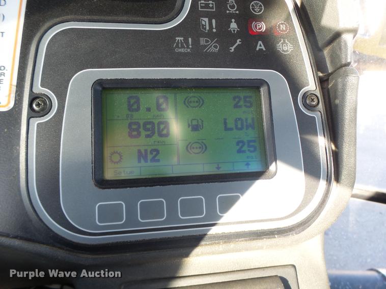 image for item K5531 1999 Ag-Chem TerraGator 8103 self-propelled sprayer