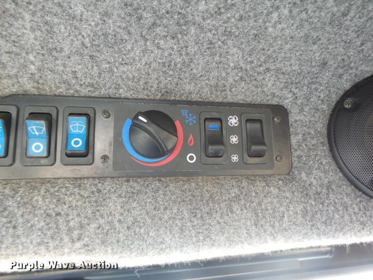 image for item K5531 1999 Ag-Chem TerraGator 8103 self-propelled sprayer