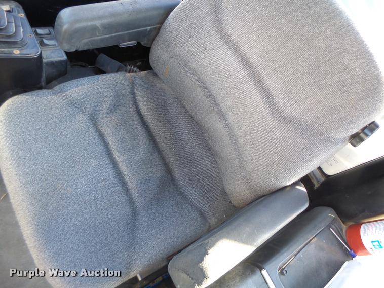 image for item K5531 1999 Ag-Chem TerraGator 8103 self-propelled sprayer