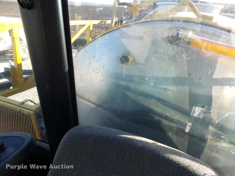 image for item K5531 1999 Ag-Chem TerraGator 8103 self-propelled sprayer