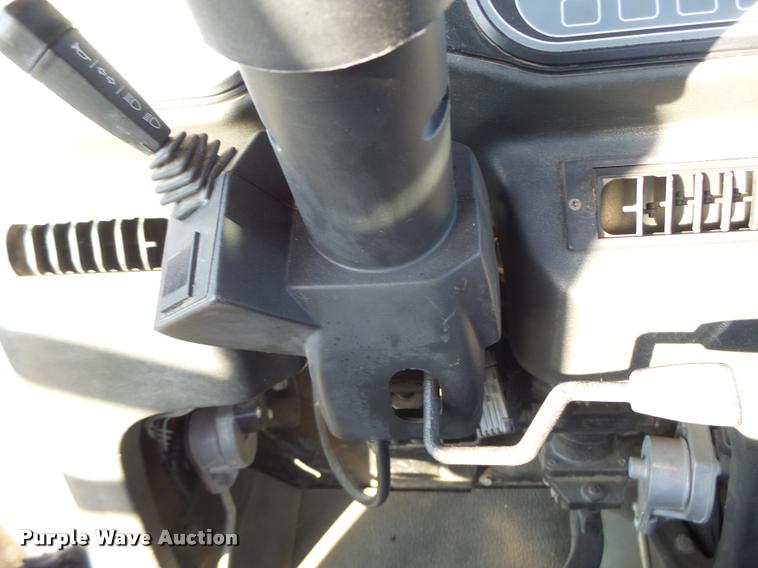 image for item K5531 1999 Ag-Chem TerraGator 8103 self-propelled sprayer