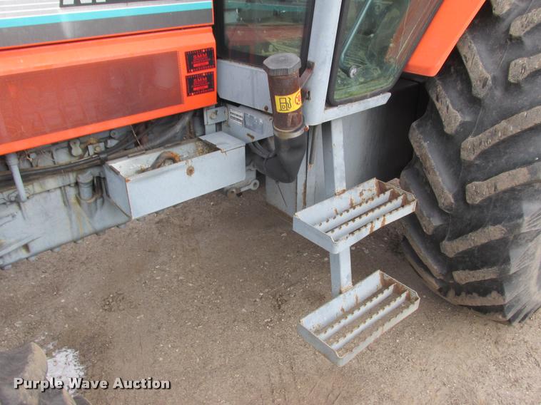 image for item K6183 2003 Kubota M110DT MFWD tractor