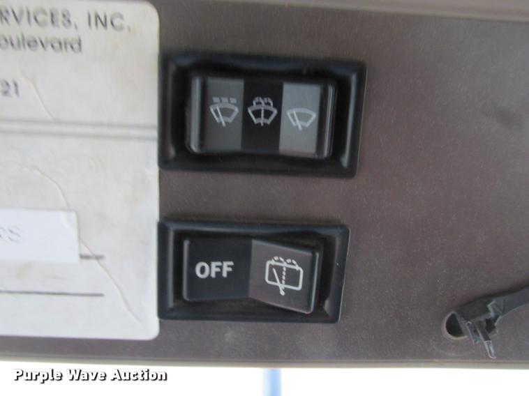 image for item K6183 2003 Kubota M110DT MFWD tractor