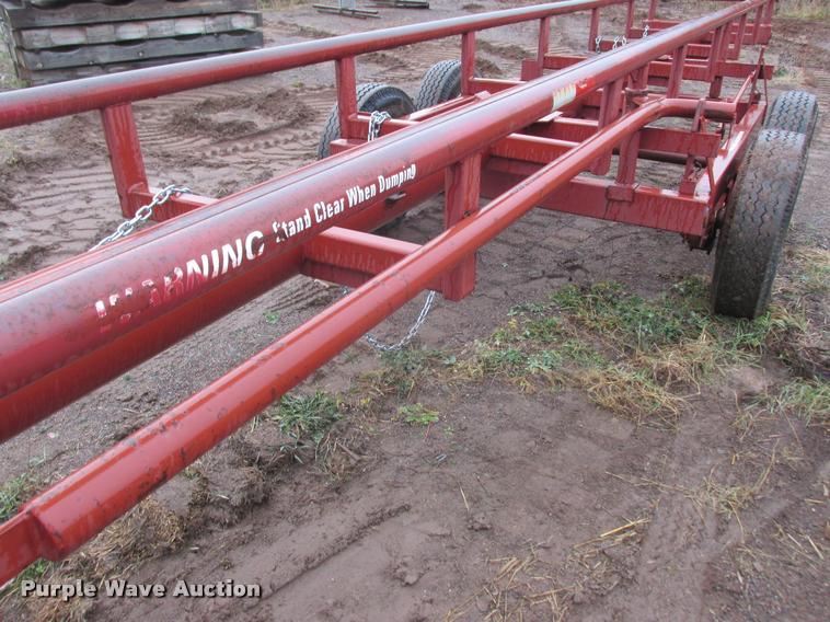 image for item K6196 Red Rhino hay trailer