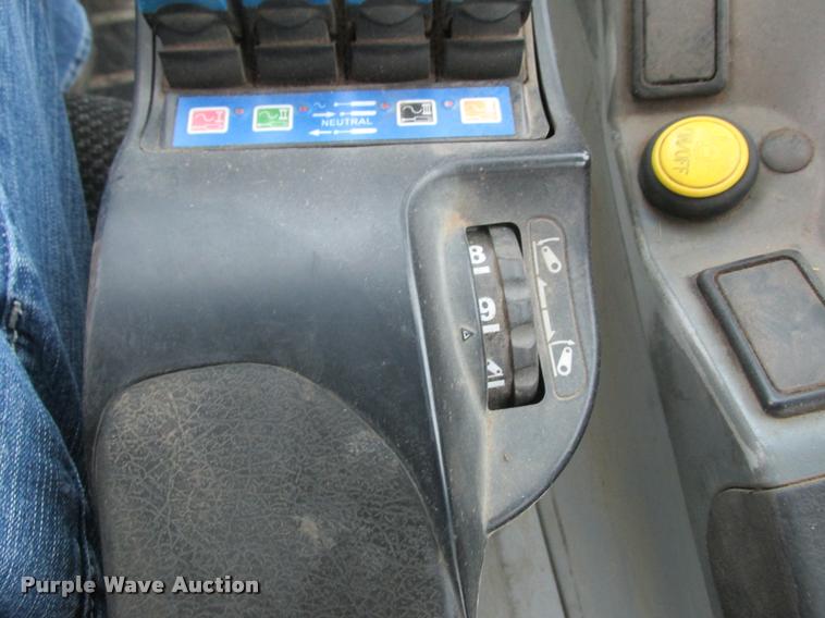 image for item K6206 2005 AGCO Challenger MT645B MFWD tractor