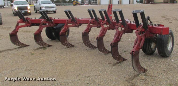 image for item K6209 Case IH 14 V-ripper
