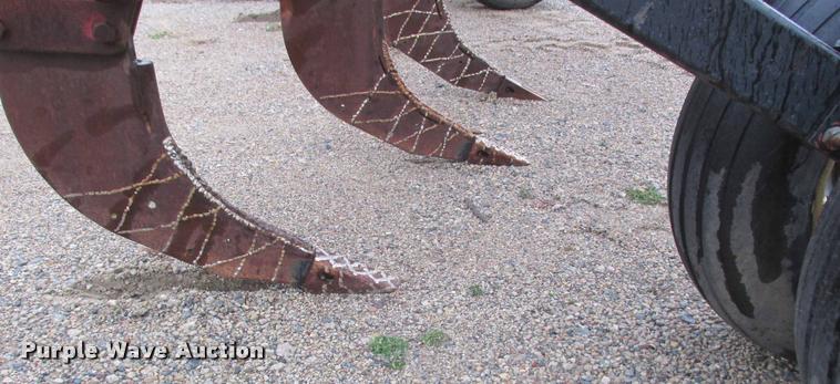 image for item K6209 Case IH 14 V-ripper