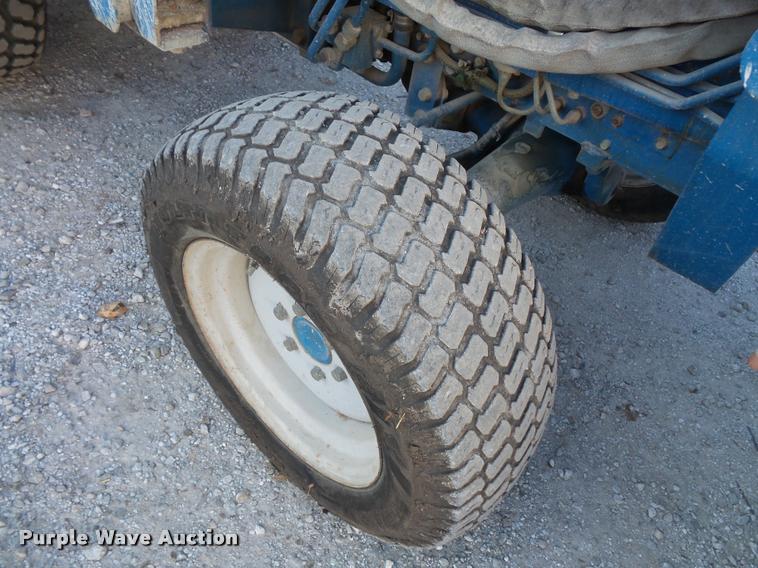 image for item L3598 Ford 1520 tractor