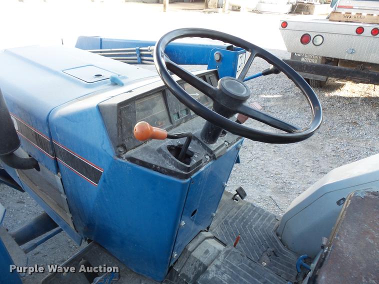 image for item L3598 Ford 1520 tractor
