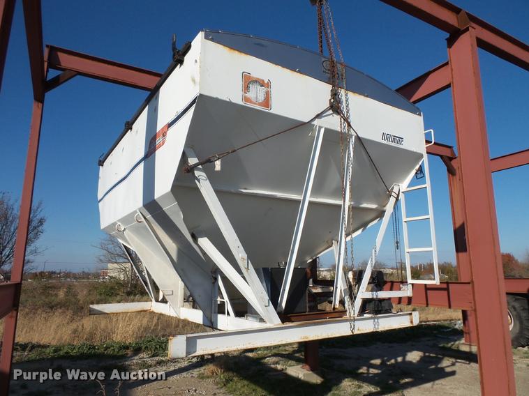 image for item L3599 Willmar seed tender bed