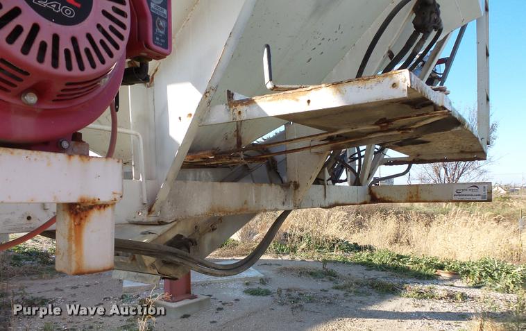 image for item L3599 Willmar seed tender bed