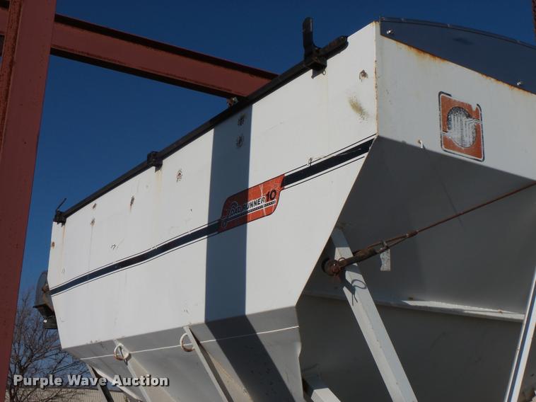 image for item L3599 Willmar seed tender bed