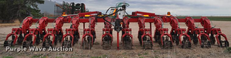 image for item L5138 Sunflower 7630 strip-till