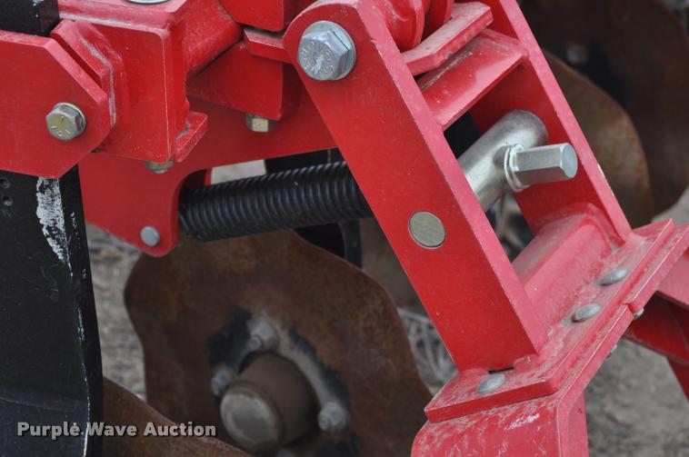 image for item L5138 Sunflower 7630 strip-till