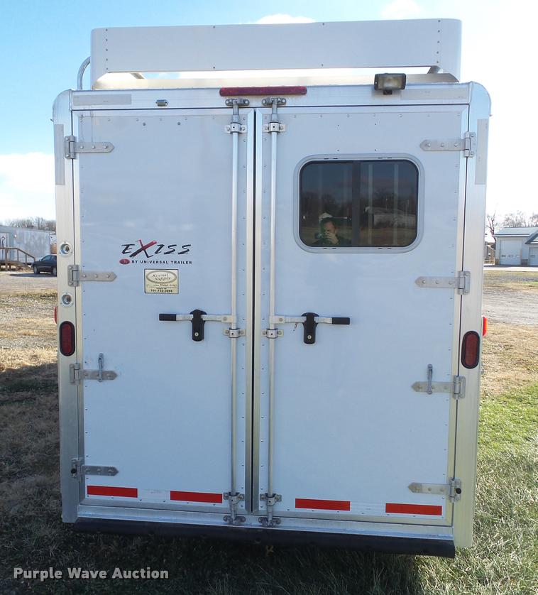 image for item L5534 2013 Exiss Sierra 7308LQ horse trailer