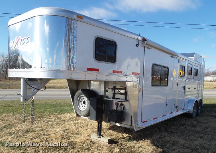 image for item L5534 2013 Exiss Sierra 7308LQ horse trailer