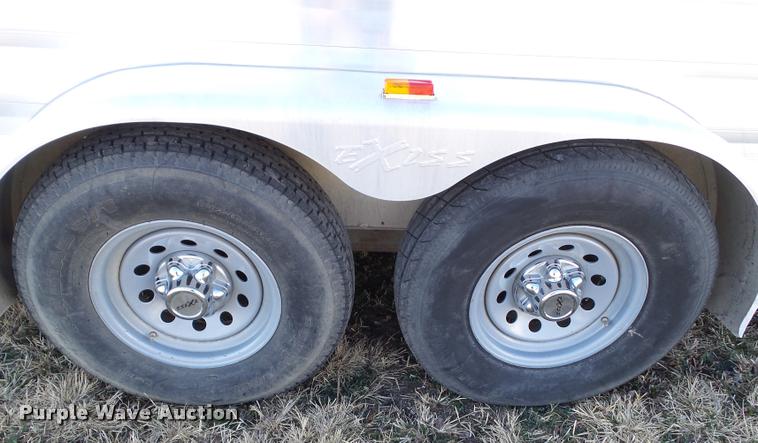 image for item L5534 2013 Exiss Sierra 7308LQ horse trailer